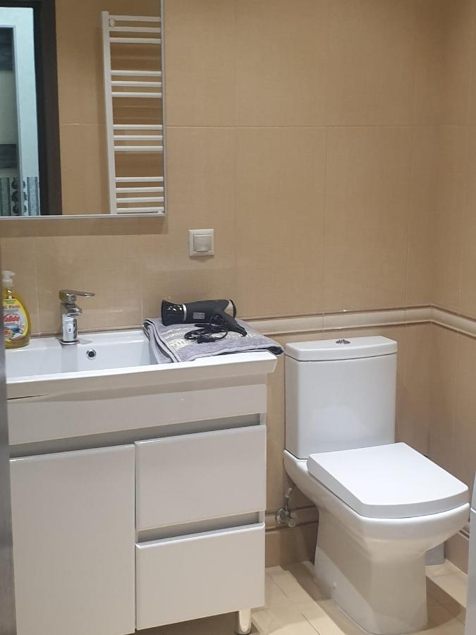Sky House Premium Apartment In City Center Chisinau Ngoại thất bức ảnh