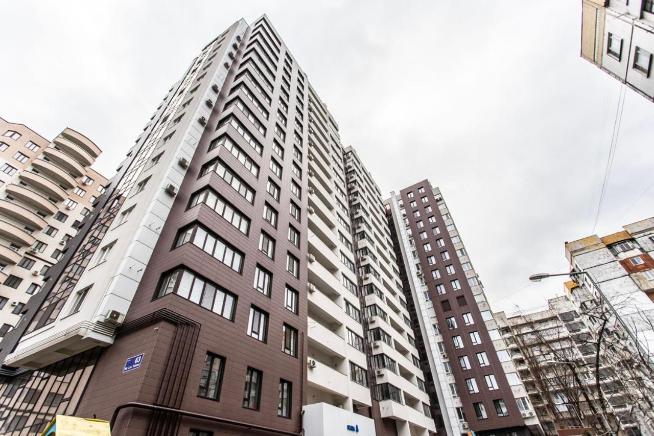 Sky House Premium Apartment In City Center Chisinau Ngoại thất bức ảnh